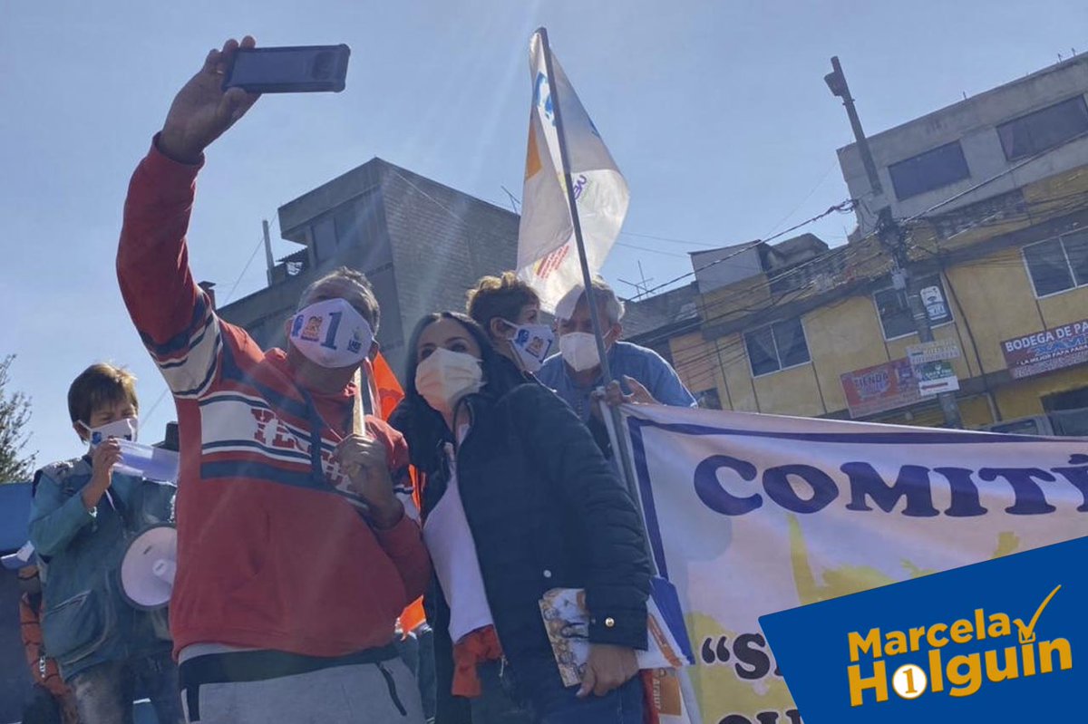 marcelaholguin's tweet photo. La esperanza de nuestros trabajadores derrotará la injusticia de los que quieren quitarles el derecho de elegir. Con alegría y esperanza recorrimos el #ComitédelPueblo, aquí -en cada rincón- renace el Ecuador de oportunidades  #QuitoCentroNorte 🧡🧡🧡 https://t.co/iWowG3pgjx