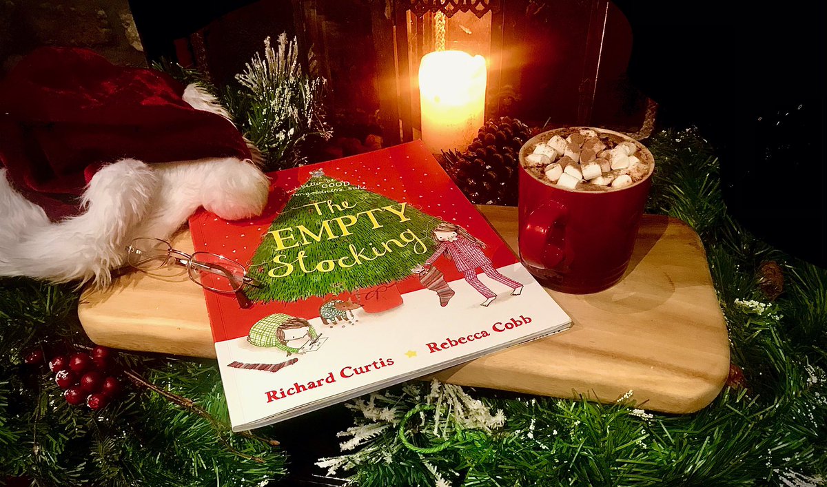 santaland tweet media