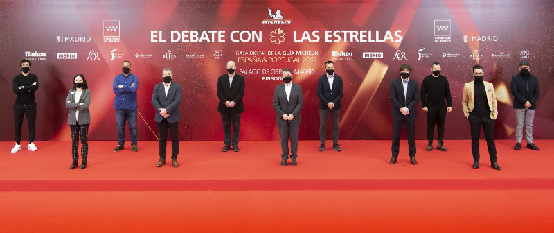 Los tres estrellas Michelin españoles se han reunido hoy para debatir sobre la situación del sector.

Así ha sido 'El debate de las estrellas': montagud.com/debate-de-los-…