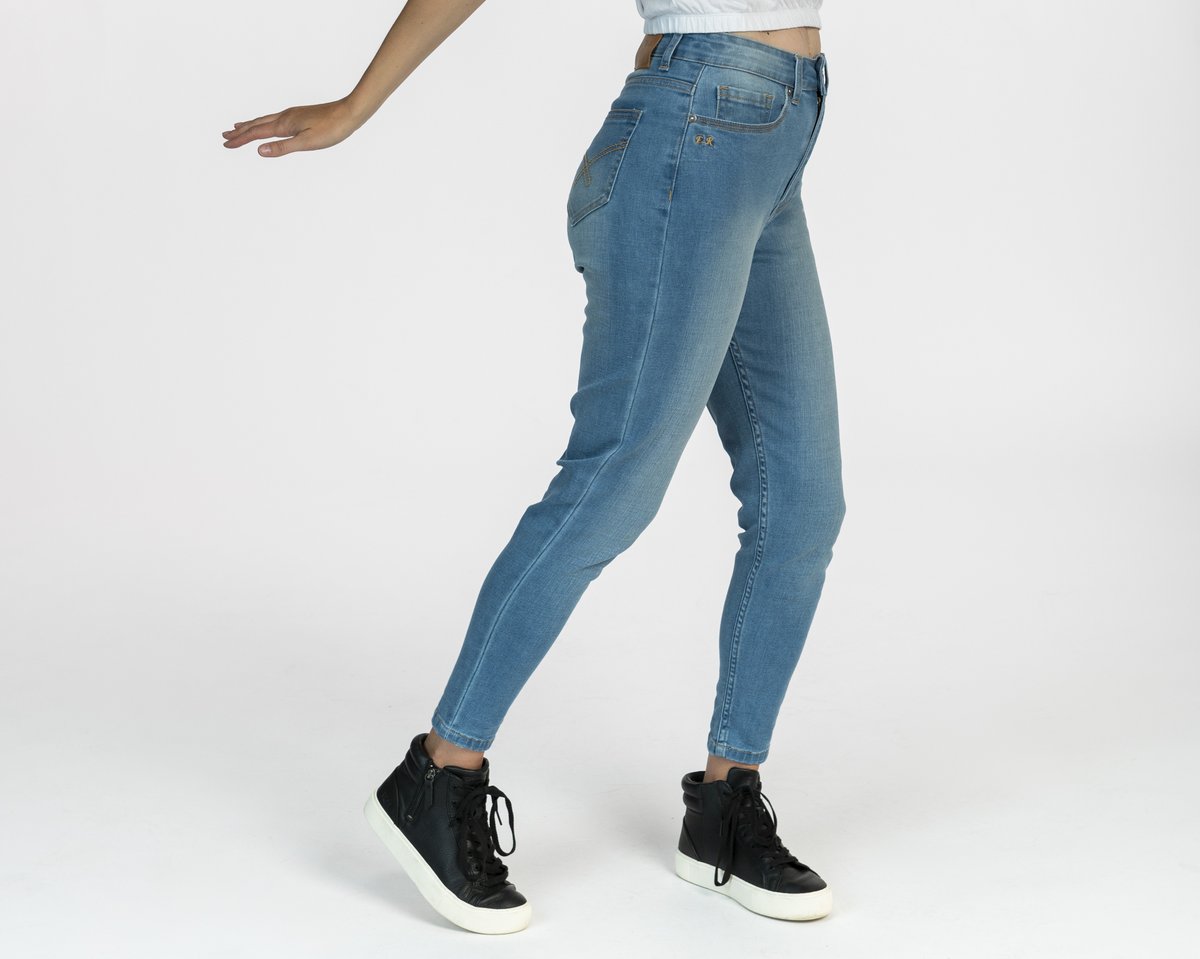 MoriiJeans's tweet photo. What does size freedom for you? https://t.co/SGLVyqwUzb