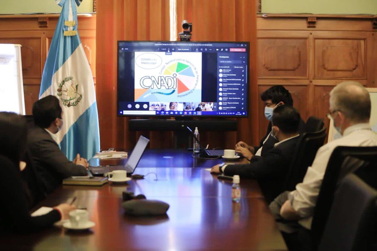 CentroDeGob's tweet photo. Diferentes instituciones con el apoyo del equipo de #CentroDeGobierno, coordinan acciones para gestionar proyectos en pro de las personas con discapacidad. Esto es un trabajo interinstitucional para poner fin a la exclusión de esta población y por una participación plena. https://t.co/y1F00Rd89A