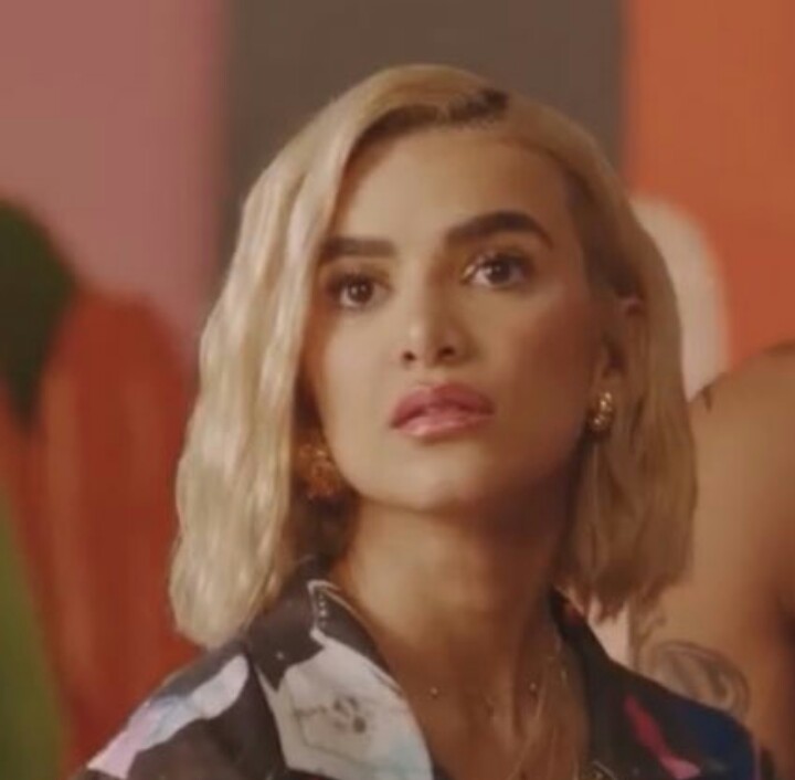 Adrielamanug's tweet image. #MaldivasNetflix