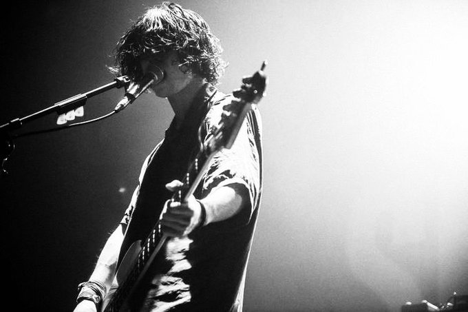 ロックンローラーのtwitterイラスト検索結果