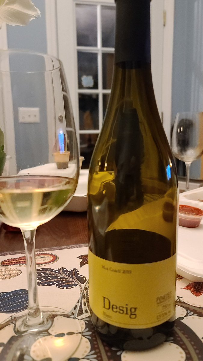 mdolan1's tweet photo. perfect with mahi mahi take out #fatirishwineguy #desigwines #spanishwhitewines #sommselect https://t.co/xoyY5Ppn2D