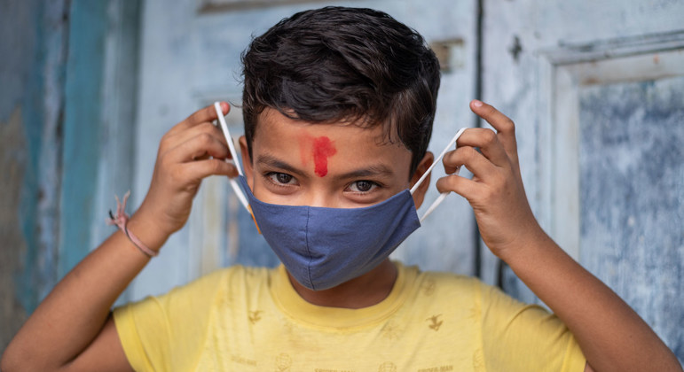 New infections fall globally for first time since September, WHO chief says, urges ‘extreme caution’ https://t.co/oE70CRObmr https://t.co/bjgZeaSBIR