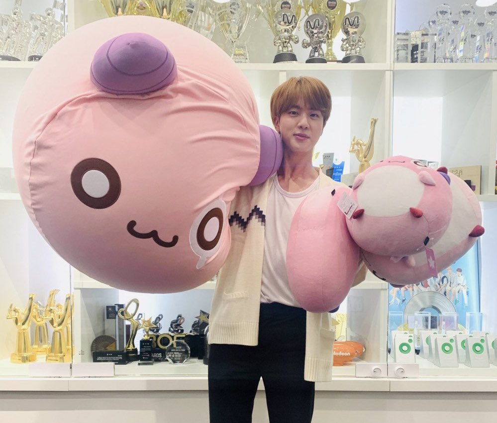 thread of jin x maple story twitter layouts to use for jin day !! ;