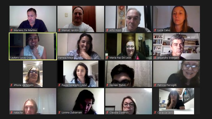 Evolucion_Costa's tweet photo. ¡Gracias! Gracias @PamelaMaya30 @lulicalvoo @LautaroLCruz por la charla
#Evolucion #Confluir #Genero #Diversidad https://t.co/dUzR6XISjF