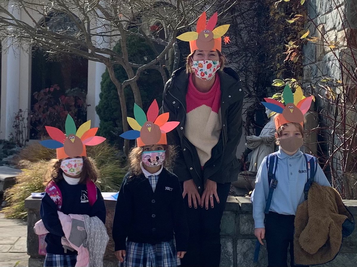 OLOM School tweet media