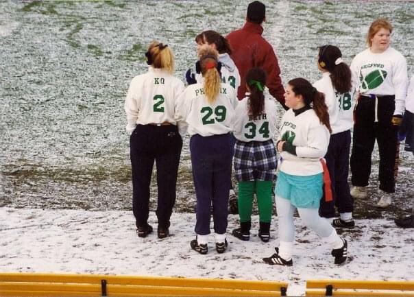 4LeafCloverGirl's tweet photo. When we were young ... College Edition ☘️🏈 #NDFB #DormFootball #SiegfriedHall https://t.co/qzu5pgqLn0