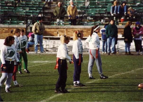 EchoesFromND's tweet photo. When we were young ... College Edition ☘️🏈 #NDFB #DormFootball #SiegfriedHall https://t.co/OL211YAot2