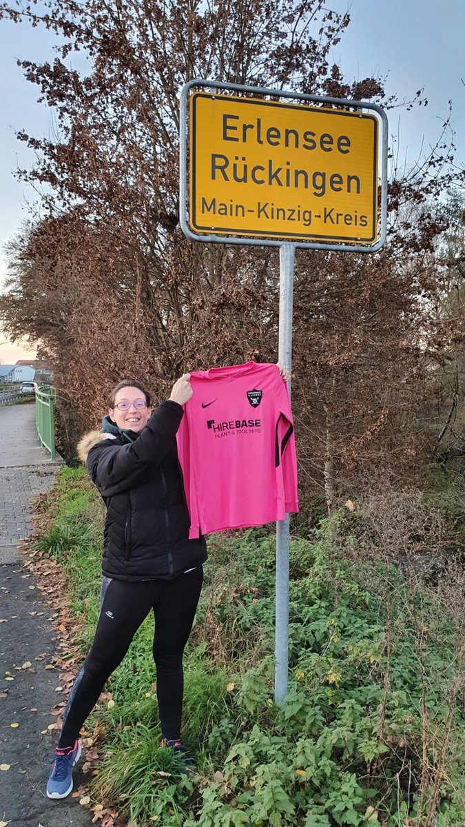 BiggsRaidersFC's tweet photo. So 3 days ago we virtually made it to #Erlensee🇩🇪 after virtually running 1760km .... we have now officially made it there (well a shirt has 👚) 
This has been a great surprise to us and a great way to sign off this challenge. @Cardiomyopathy #UTR🏴‍☠️ #RumAndRun https://t.co/wjzCwU1OKM