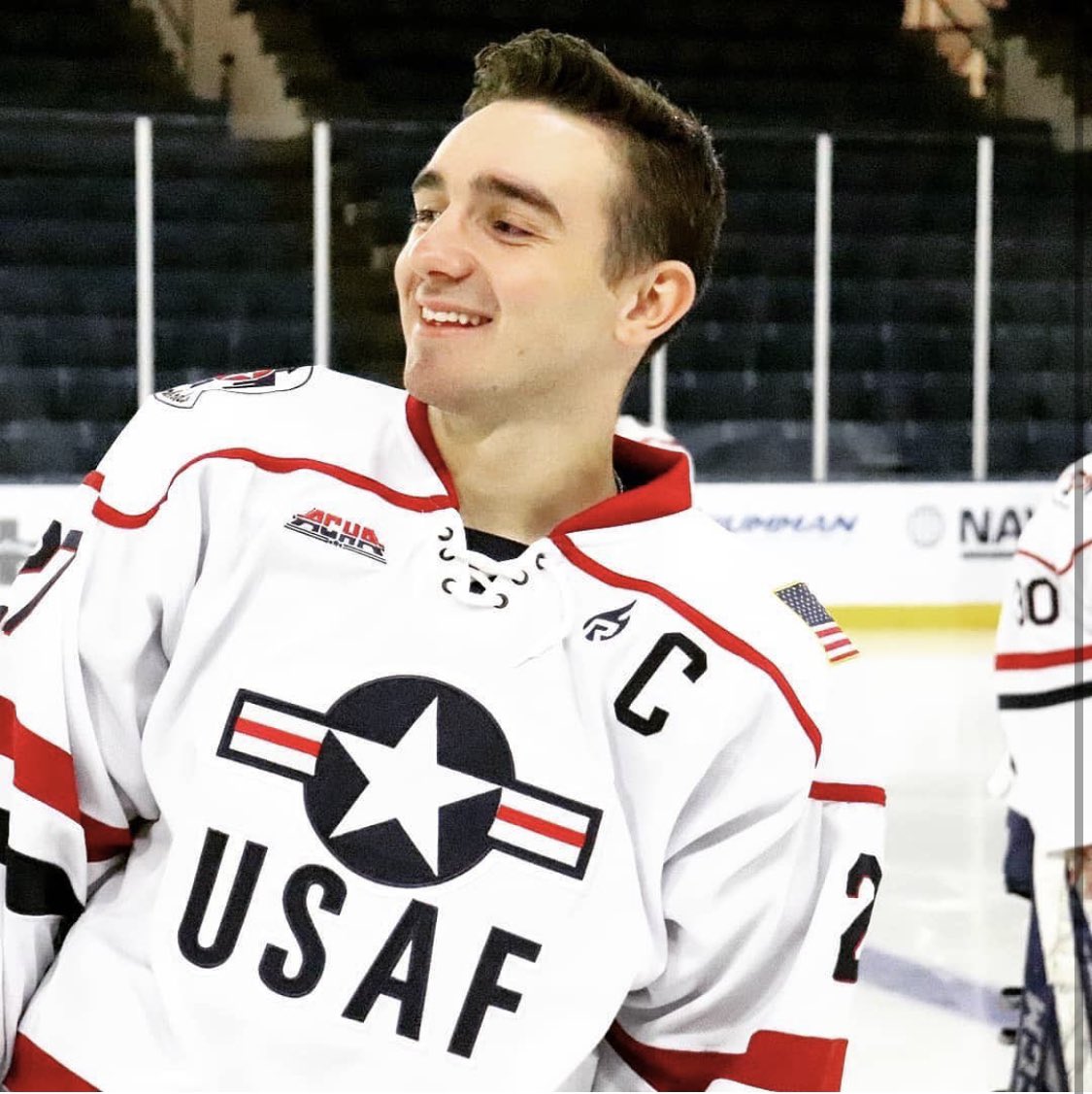 Buccigross's tweet photo. And can we talk about these United States Air Force Club Hawkey sweaters?!! God bless freakin America. 🇺🇸🇺🇸🇺🇸🇺🇸 ✈️ #clubhawkeyiscawlidgehawkey https://t.co/cdlljzHsxe