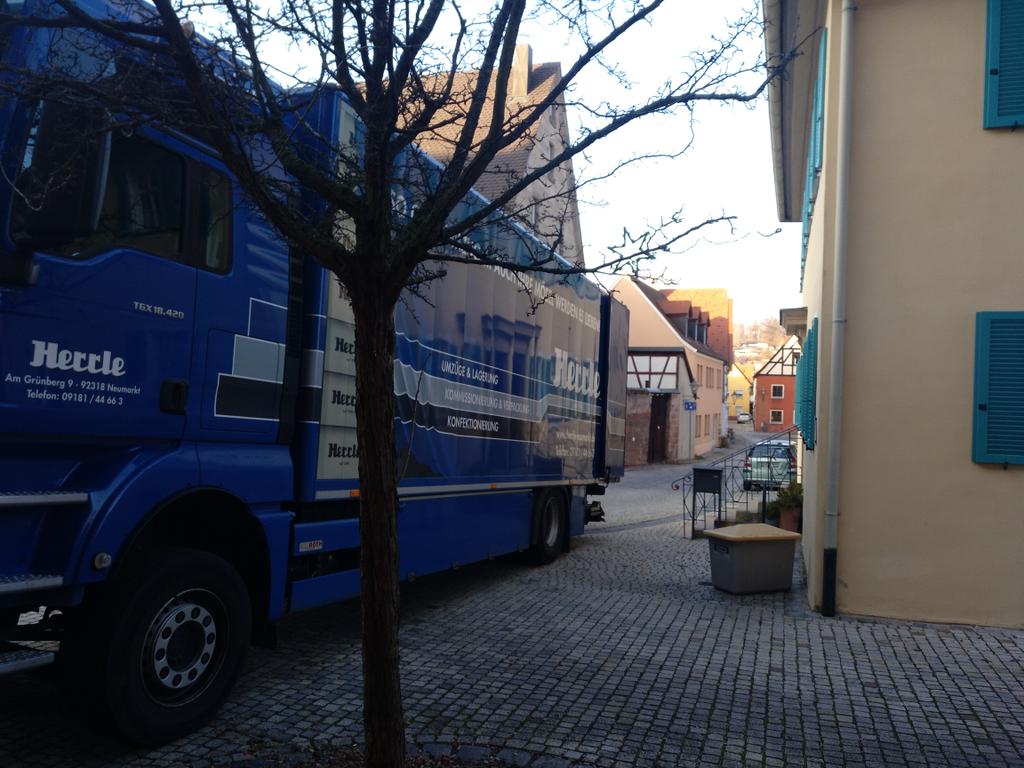sl3sch's tweet photo. Die #Ankunft... Und erster Abend. #Advent https://t.co/dg80UHiU28