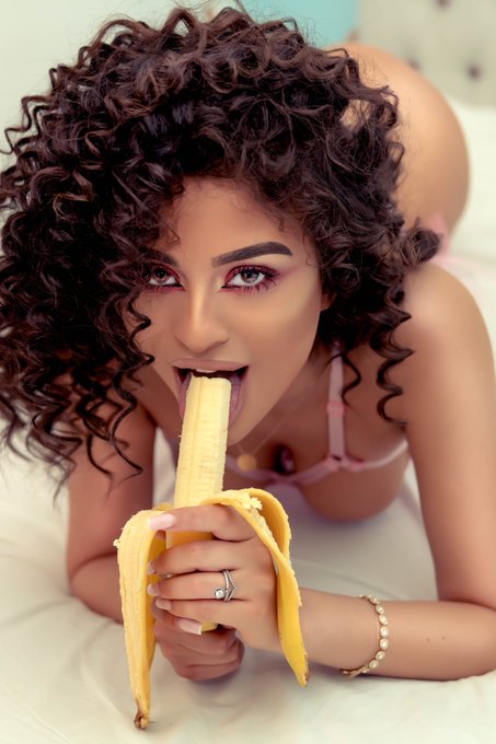 Let's not forget who makes you grow inches! https://t.co/Bcm3h2MlNi https://t.co/nWSht8Swzb<a href="/tag/sexy"class="tags"><span>#sexy</span></a><a href="/tag/hotgirl"class="tags"><span>#hotgirl</span></a><a href="/tag/tweetgirl"class="tags"><span>#tweetgirl</span></a><a href="/tag/sexnight"class="tags"><span>#sexnight</span></a>