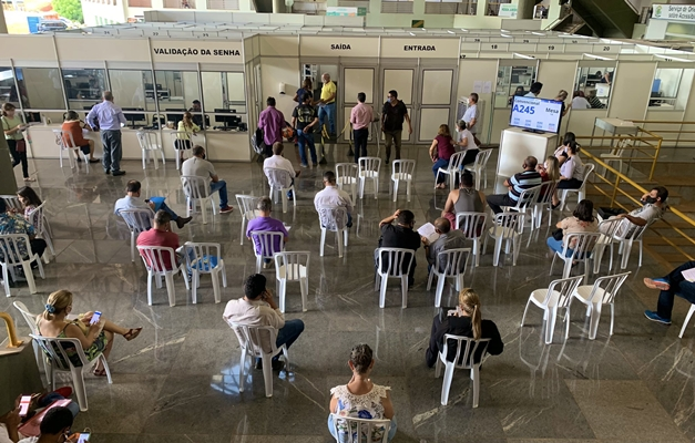 Prefeitura de Goiânia dá condições especiais para pagamento de débitos atrasados. Negociações vão até 4 de dezembro.
https://t.co/fXpNoG4eeO https://t.co/5xjsW4k2Bs