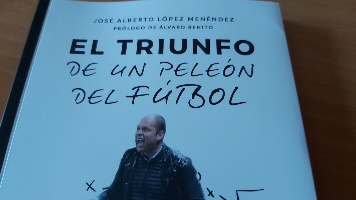 ivcabot's tweet photo. Seguro que a este trabajado TRIUNFO aún le quedan nuevos episodios que añadir, mister 😉 @JoseAlbertoLpez ❤🖤✍

Mientras, disfrutaremos del camino, que, como dices, es lo bonito del viaje. ¡A seguir peleando! ⚽️👊 https://t.co/vJzlvkZ9MS