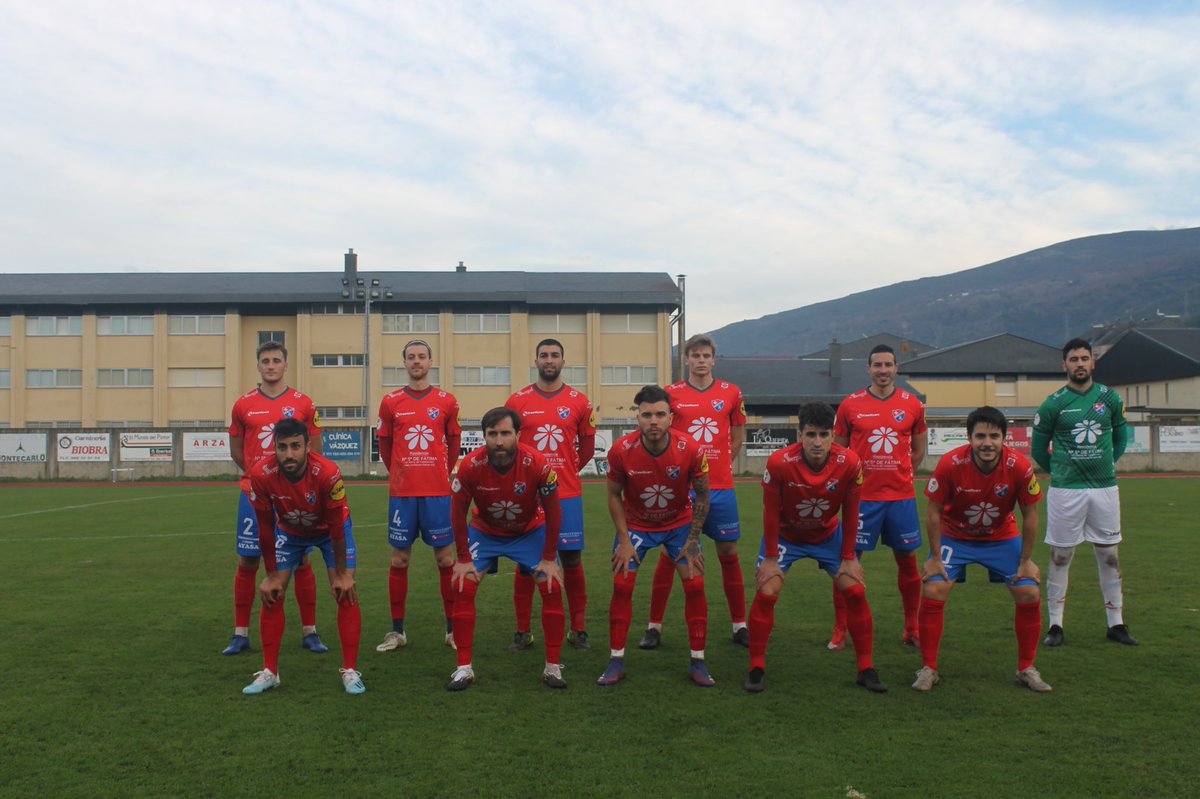 sandragl29's tweet photo. CD Barco 2-0 CD Ribadumia
A seguir remando, siempre.
🔵🔴⚽️ https://t.co/mgPHYBY7gp