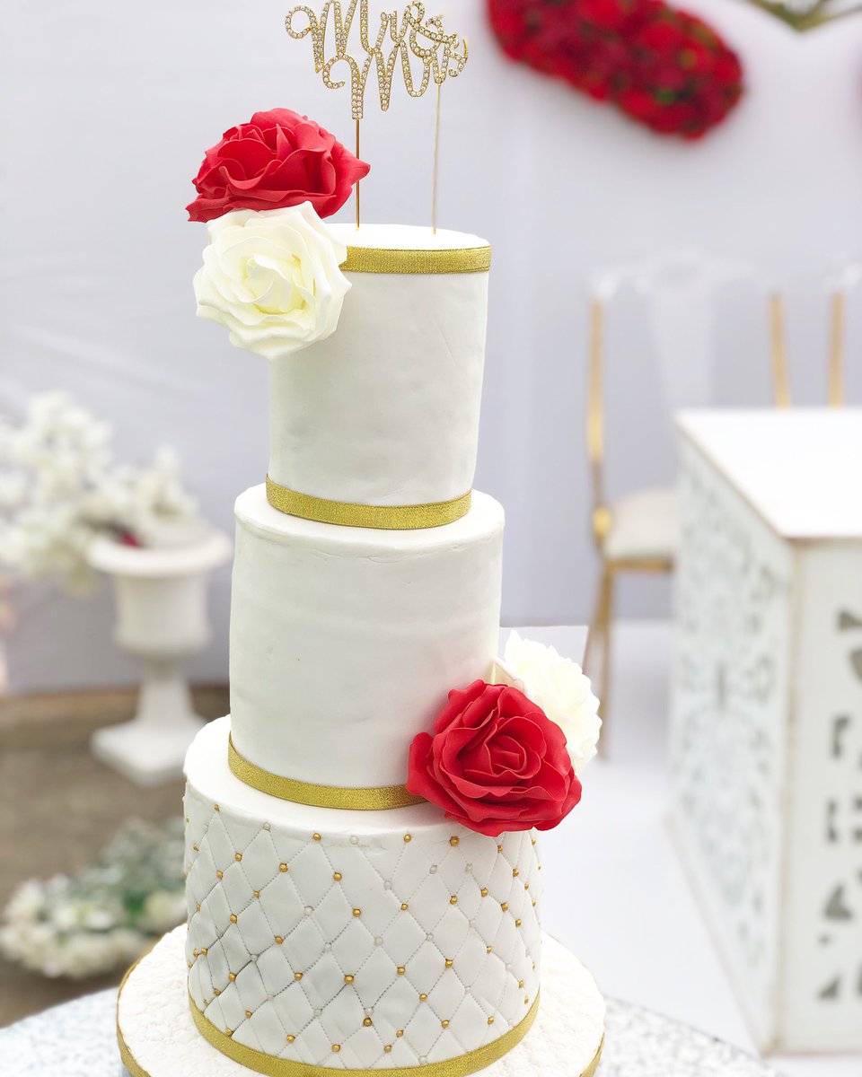 aeprilevents's tweet photo. Here's to love and laughter and happily ever after. 👰🏿🤵💍❤️
#cakesbyaj❣️ #aeprilevents #twittercakes #weddingcake #ghanacakevendorsblog  #temabaker  #cakeoftheday #ghanacakes #accra #edibleart  #cakesintema #cakeoftheday #temagolfcitycakes #weddingday #beautifulcakes https://t.co/jQAFfKcolp