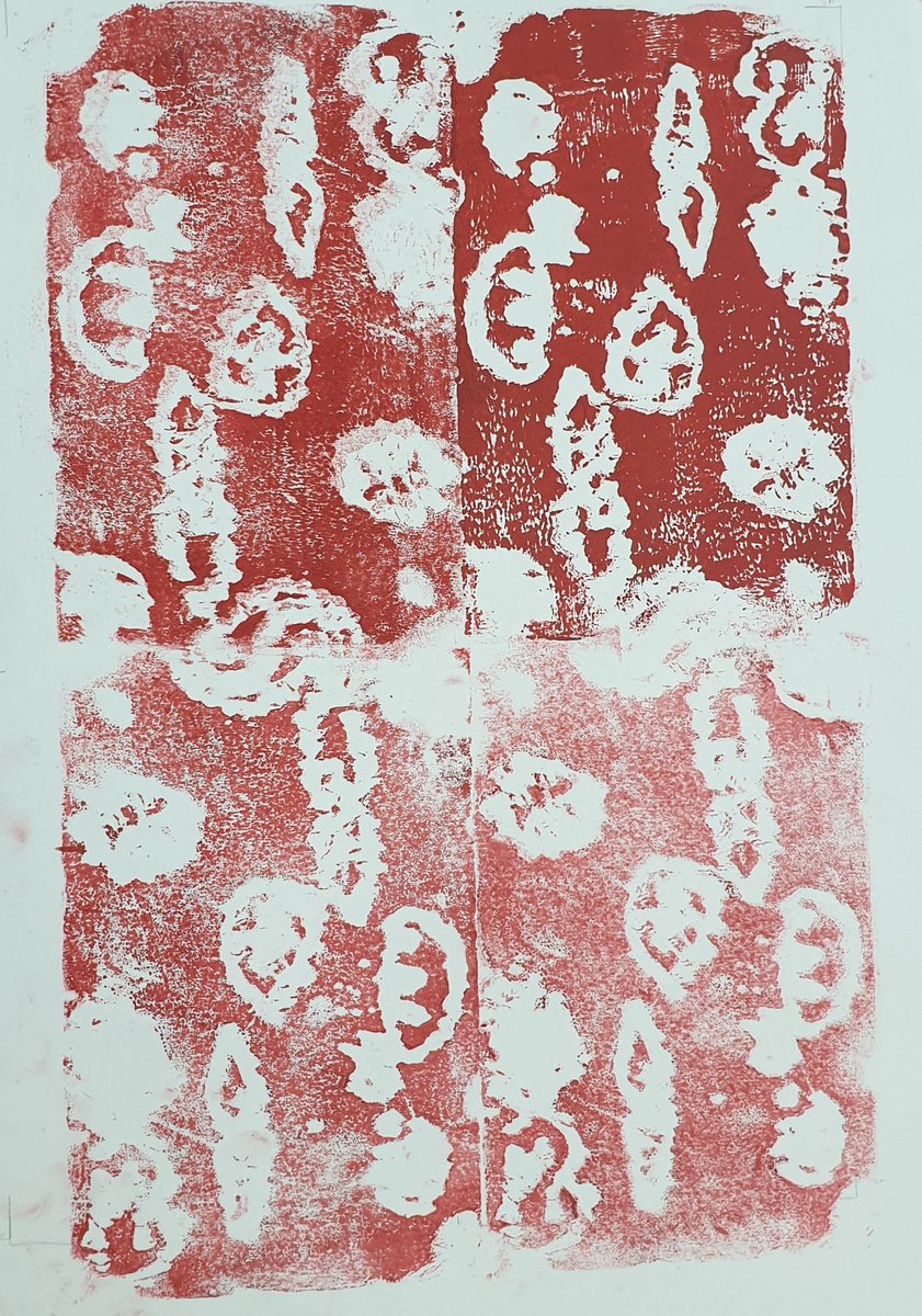 MissMaclean6's tweet photo. First years have nearly finished their press printing fruit project! This one has flown by 🍋🍊🍎 https://t.co/bF6CAe5pfD