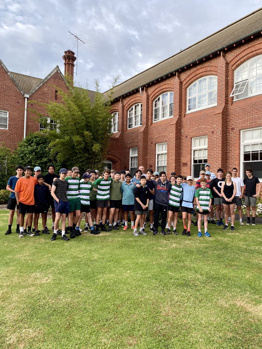 petesherwin's tweet photo. Great turn out for the last Barwon running club of the year, and the very last under the ‘Barwon’ name. Also terrific to see a few of the old Barwon faithful return for the event. #BarwonLife #RunningClub 🏃‍♂️ 🏃‍♀️ https://t.co/0z7iF0btHk