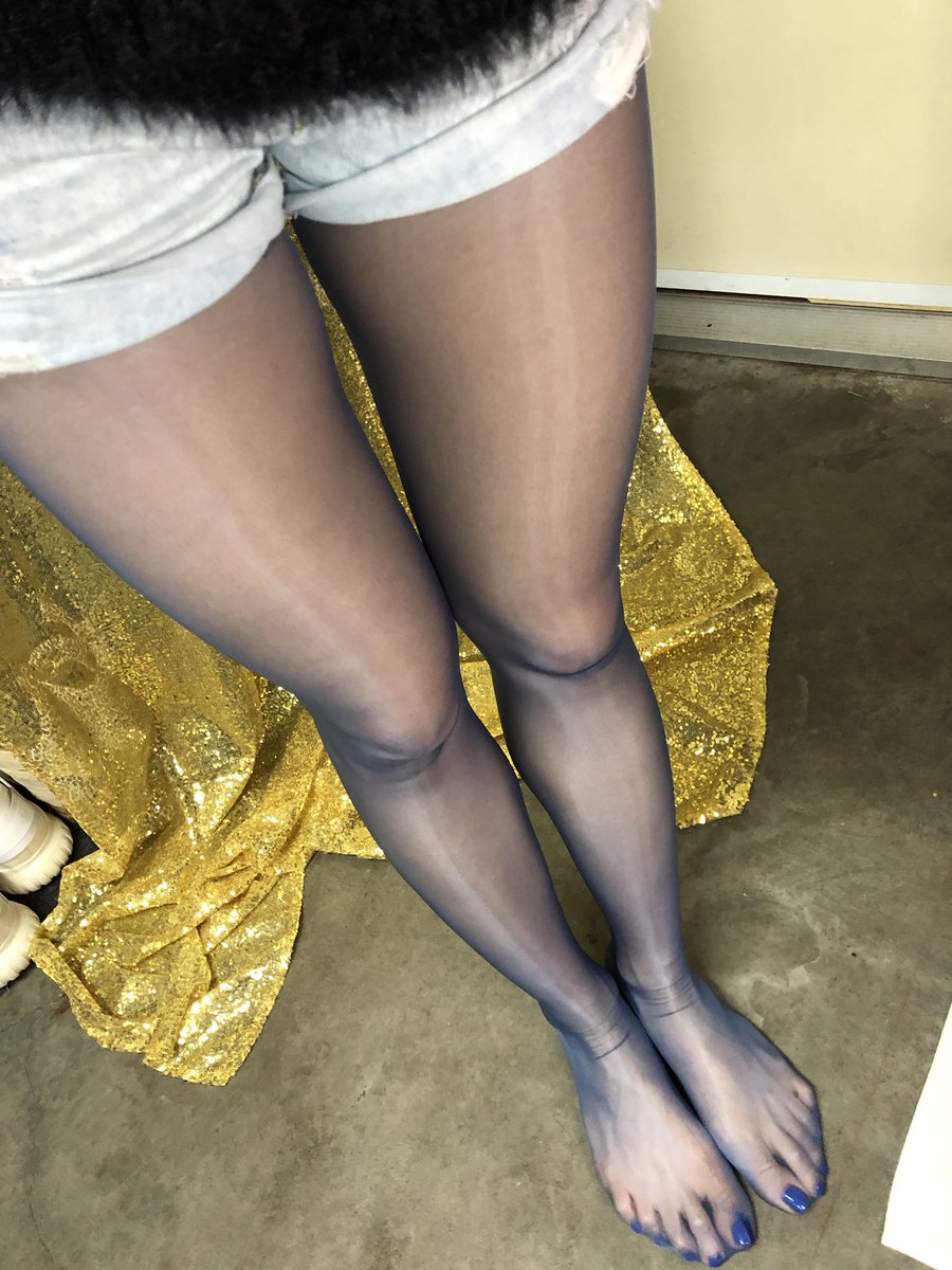 cassaspell's tweet photo. Instagram took down my account again 😩

#ceciliaderafael #pantyhose #blackpantyhose #wornpantyhose #nylons #nylonfeet #soles #toes #feet #stockings #tights #黑絲 #絲襪 #絲襪腳 #footfetish #sexylegs #sexyfeet #sheer #socks #used #worn #pantyhosemodel #girls #pantyhoselover https://t.co/2fNVgnDGs5