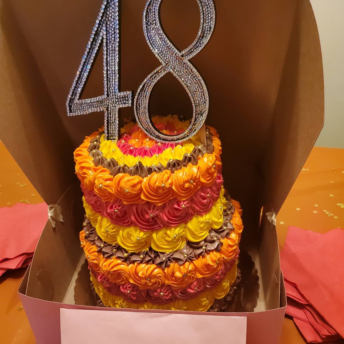 DH_ChickfilA's tweet image. Check out my Beautiful Birthday Cake🎂 #SagSez💋