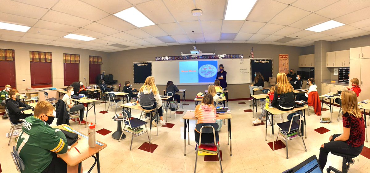 PappClass's tweet photo. HUGE thanks to @VOChannahon’s  @missey4mayor for spending her entire day at Channahon Jr. High speaking with our students about our local responses to worldwide issues! #CSD17Learns #ChannahonPride https://t.co/af36Epu6CR