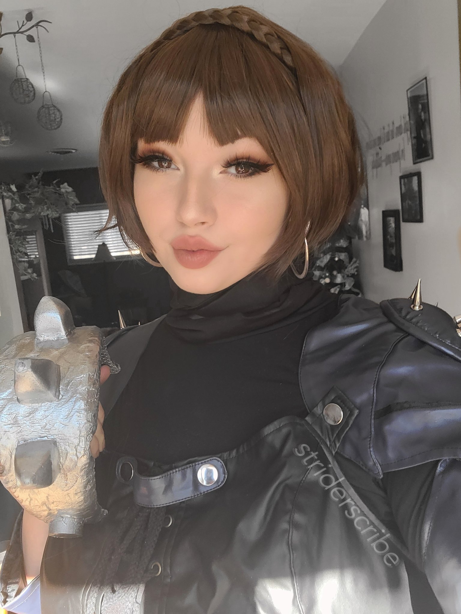 striderscribe 💕 on Twitter: "charge, johanna! 🏍 full body pics soon but im so happy with how