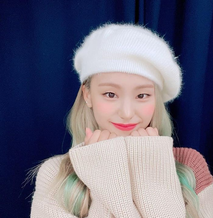 ItzyncO's tweet photo. 𝔸𝕃𝕃 𝕀ℕ 𝕌𝕊 ─ #EPIPHAN2NDCB⁩ ⁦#EPIPHANDUNDUN @STELLAR_TOWN 

Stefi ya se arregló para asitir al comeback de las chicas de @epiphanglowtwt la noche de hoy, esperamos que su regreso sea fenomenal, gracias por habernos invitado, les deseamos todo lo lindo. 💕 https://t.co/8NgCsXtZwu