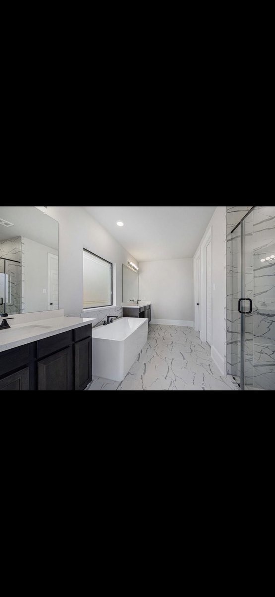 CherylWRealty's tweet photo. Just Something About A #NewConstruction 😍😍 
 
Contact Me Today &amp; Let’s Take A Tour Of This Beautiful Home!
#houston #houstonrealestate #houstonhomes #RealEstate #realtorlife #beautifulhomes https://t.co/x8FYcdxpWX