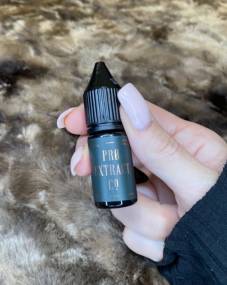 proextract_co's tweet photo. Stress of 2020 and Covid making you smoke more than usual?       Have you tried vaping instead? It has been proven to help support smokers quit long term. For a nice extra you can also intake your CBD this way. More flavours to follow soon!
#vapelife #vaping #vapelaunch #cbdvape https://t.co/NLyJNgAH3i