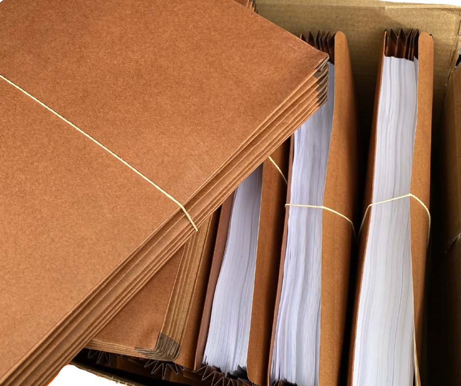 WIFairMapsCo's tweet photo. Today we delivered almost 2000 comments, more than 650 pages of comments from people all over Wisconsin, all opposed to the Supreme Court imposing rules that would shut out the citizens and create a rigged redistricting process. Thanks to all who contributed!

#FairMapsWI https://t.co/eqiTcTEqHM