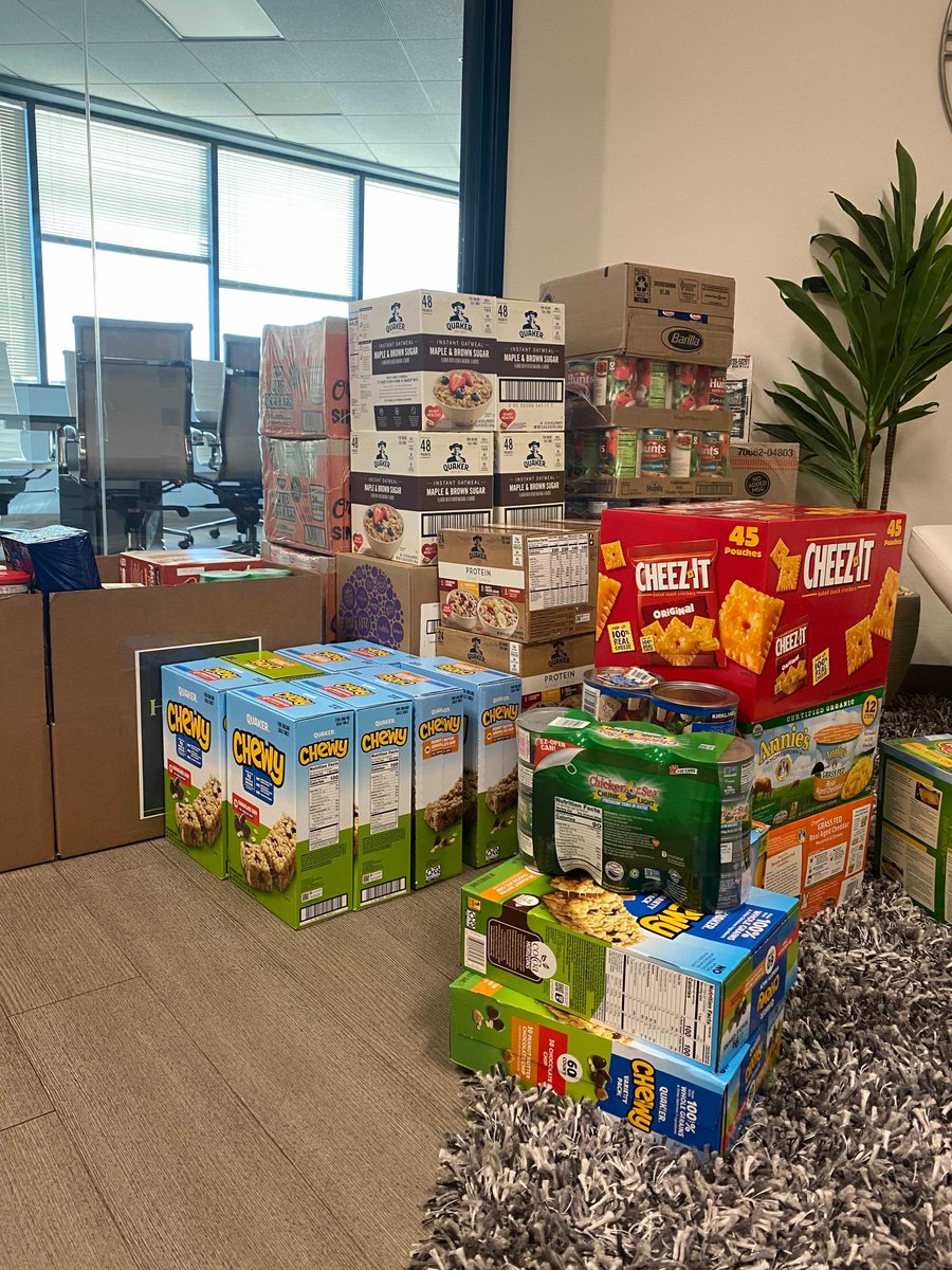 VerysLLC's tweet photo. Thank you to all of our employees who donated towards Nana's Kidz, a program designed to feed underprivileged children. #FoodDrive 

To learn more, visit https://t.co/fcBORi0Nad https://t.co/hI9qjA17Z0