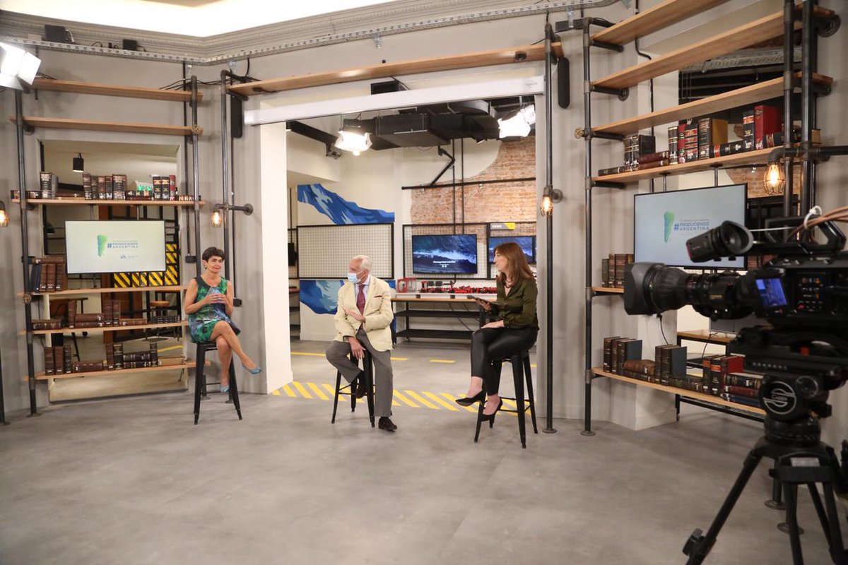 Hoy, inauguramos el #CentroDeIndustriaX junto a @Accenture_AR  para que la revolución tecnológica sea un activo para impulsar la inversión productiva, promover innovación y generar empleo de calidad.
#ProduciendoArgetina