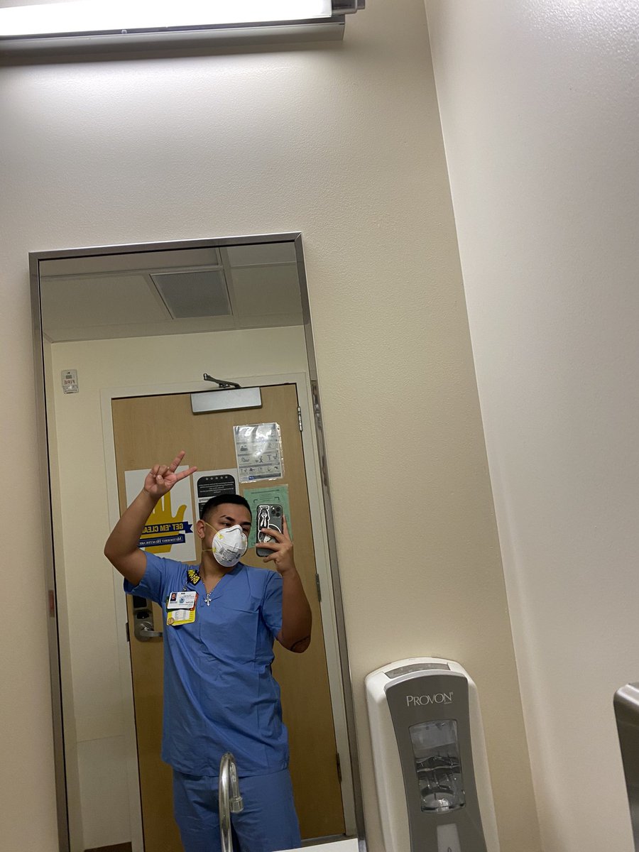 onlyrealrhythm's tweet photo. Proud of myself first day as an Anesthesia Tech complete https://t.co/x4ymvxqZQY