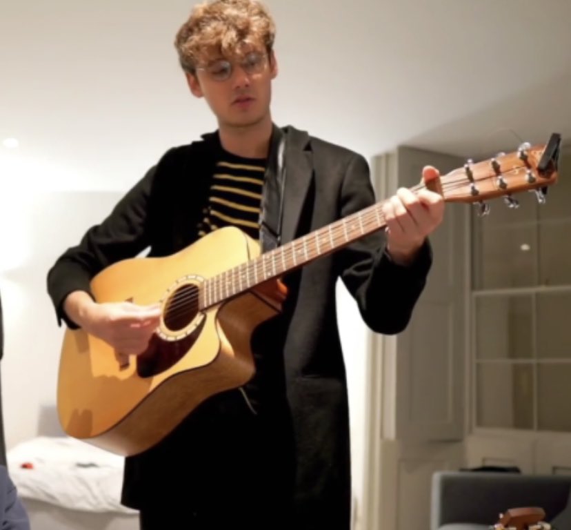 arborbridget's tweet image. goodmorning, i would just like to say that~ 🎶🎶