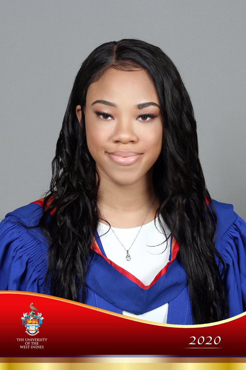 Amui_x's tweet photo. Official #uwigrad2020 https://t.co/0f4x1jxpAz