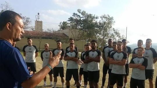 ImortalPe's tweet photo. Técnico Alexandre Lima @ClubedoPorto projeta JOGO DURO diante do @VeraCruzFC_ pelo PE Série A2 .
#PEA2
#PORxVCZ
#GaviãoDoAgreste
#GaloDasTabocas https://t.co/G8pdaL2sqA