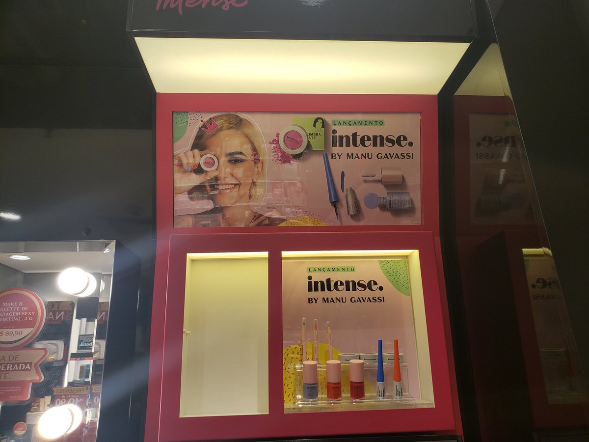 addictedgavassi's tweet image. É ELA!!!! Olha como a loja aqui está linda com ela. Que orgulho te ver crescer. 🤧❤