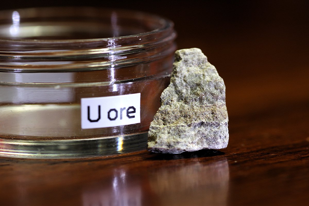 Astatine  #elementphotos. At is highly radioactive with a very short half-life, which provides a very big challenge. So I've represented it with a piece of uranium ore as it is a (fleeting) member of a U isotope decay chain. Similar approaches have been used for Fr, Ac, Pa.