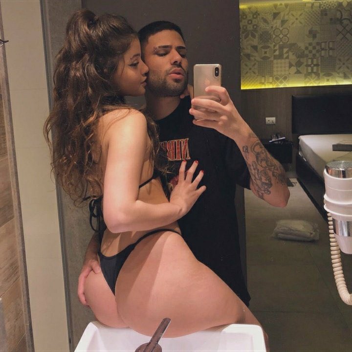 SexflixReal's tweet photo. Mood: https://t.co/k0VjKllERN