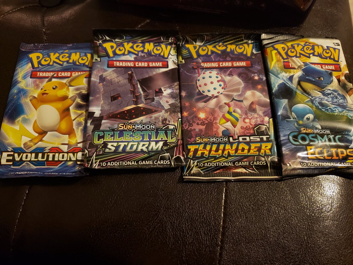 CHAMPAHOLICS's tweet image. Came across this Garchomp tin 👀 #Pokemon #Pokemontcg #tcgcodes