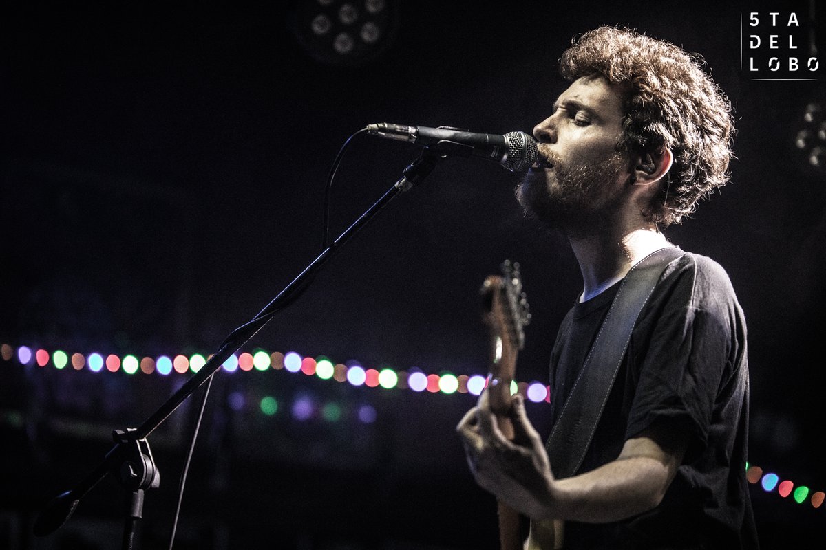 Este Jueves presentamos Latente!
1er Streaming de <a href="/5tadelLoboRock/">5ta del Lobo</a> estrenando en vivo nuestro último EP.
No se imaginan la manija que tengo...
Entradas en 5tadellobolatente.eventbrite.com.ar
Foto: <a href="/EmmaDistilo/">Emmanuel Distilo</a>