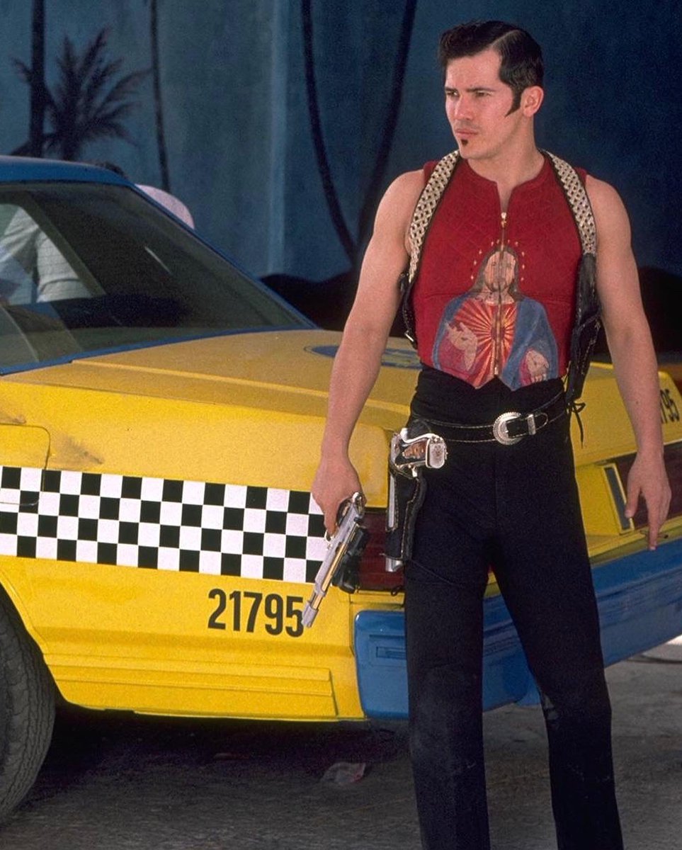 PharaohBlake's tweet photo. So I recreated the vest John Leguizamo wore as Tybalt Capulet in Romeo+Juliet (1996) https://t.co/o454EX4LBm