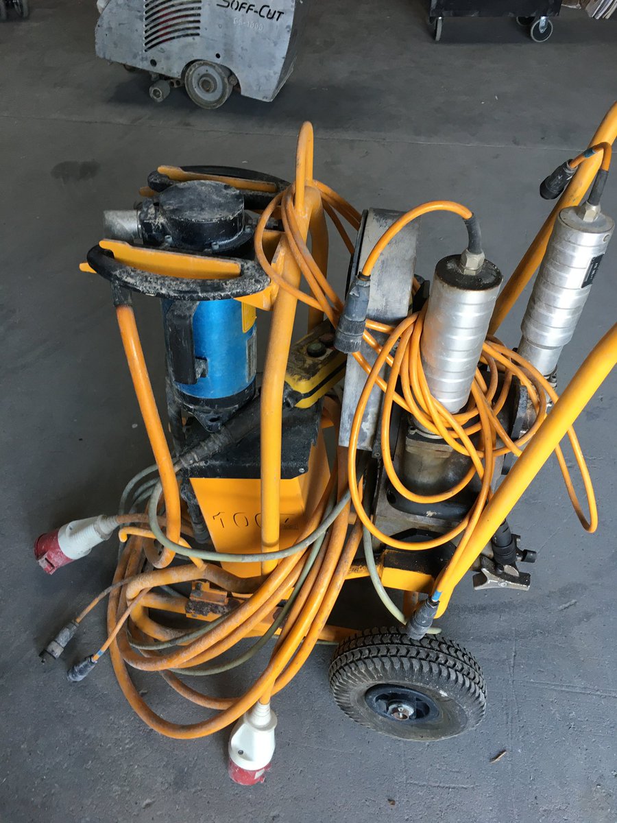 CycloneTexas's tweet photo. 🚨🚨CYBER MONDAY🚨🚨

Hydrostress Wallsaw - $4000 

Call Kyle @ 469-486-1876
.⁣
.⁣
#wallsawing #wallsaw #corecut #diamondblade #construction #concretelife #cybermonday #cybermondaydeal #cybermondaysales https://t.co/DVTNqgN9ch