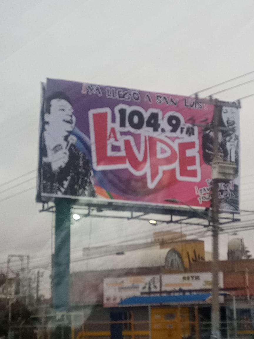 puente El extraño seguramente estacion de radio la lupe Montaña también