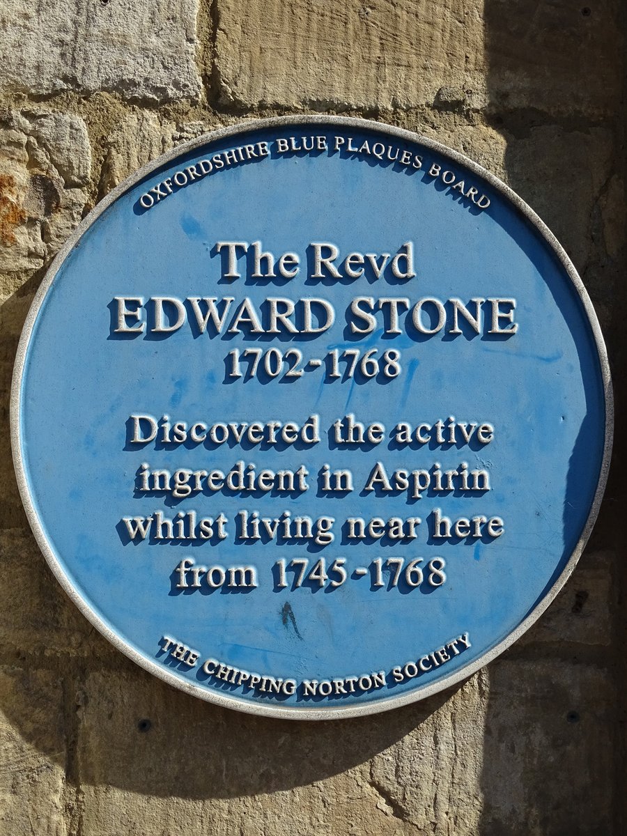 In 1763,  @royalsociety published a study of dried willow bark for rheumatism, submitted by Edward Stone (1702-1768), a vicar from Chipping Norton in the Cotswolds & fellow  @WadhamOxford. Back then a lot of “natural philosophy” (early science) was done by Anglican clergy./ 3