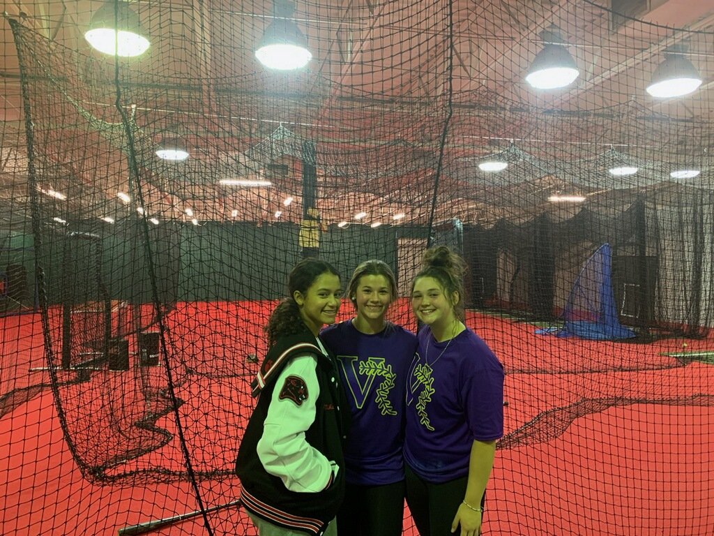 emilee scara tweet media