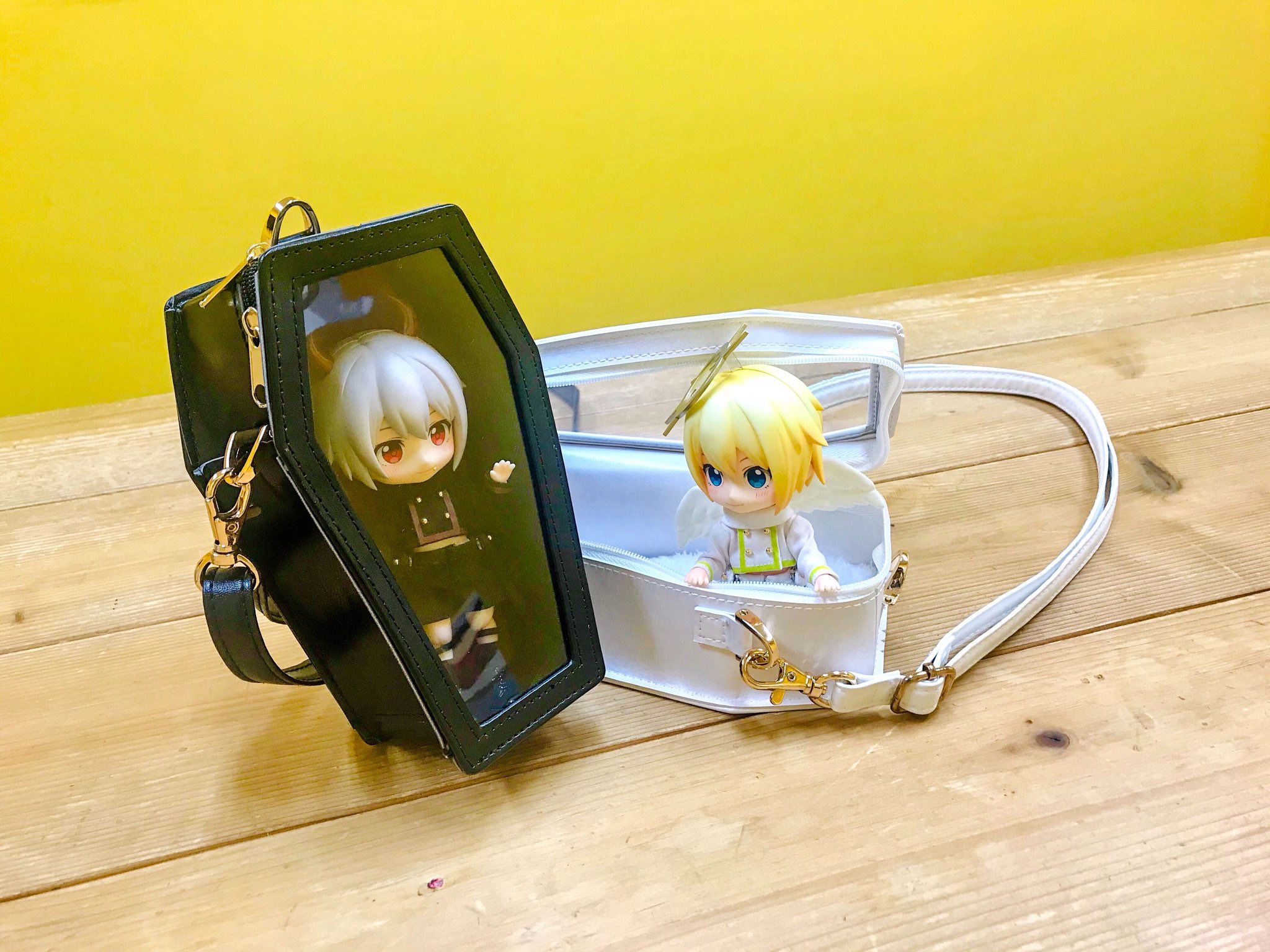 専門ショップ ねんどろいどどーる フィギュア 黒 ブラック 棺桶 casket おでかけポーチ - コミック/アニメ