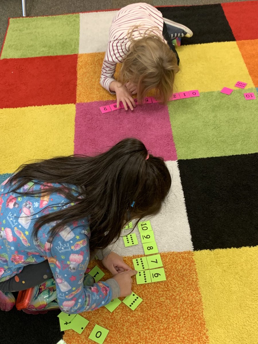 Brookslvsbooks's tweet photo. First day back from break, but you wouldn’t even know it. These Kinder’s are rocking math workshop! ⁦@_MerriamPark⁩ ⁦@theSMSD⁩ #KnowledgeIsPower #LearningNeverStops https://t.co/o9BCgACxgO